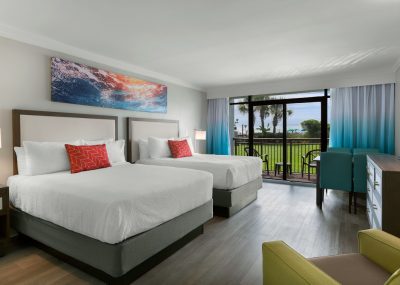 Grande Cayman Oceanfront Room Queen Bedroom